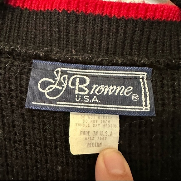 Vintage Holly Metallic Sweater Vest - Picture 7 of 9